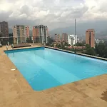 Apartaestudio En Edificio Aniz