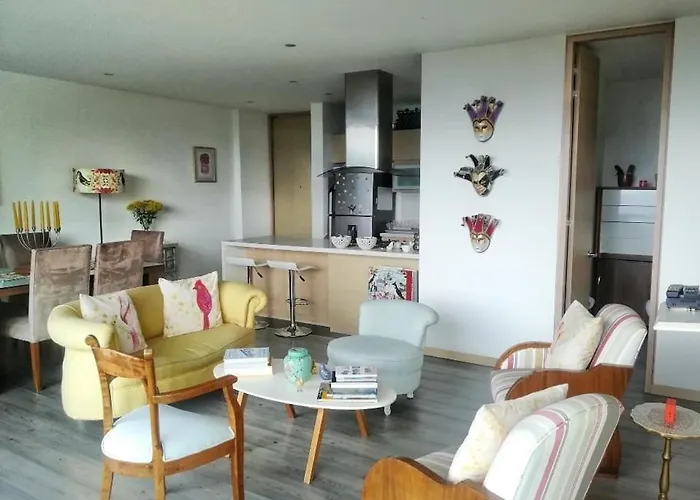 Apartaestudio En Edificio Aniz